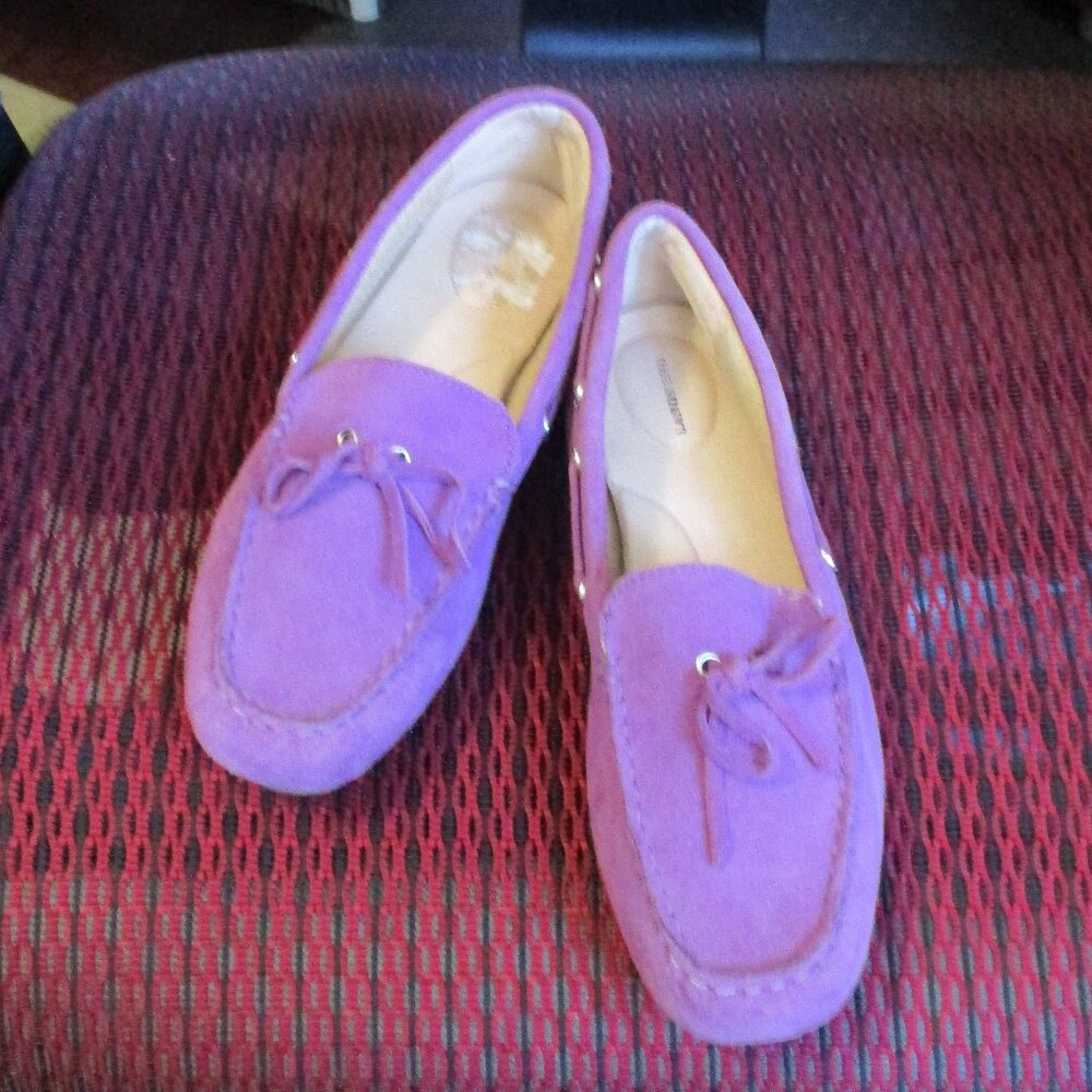 LANDS END PURPLE/LAVENDER SUEDE LOAFERS 8B